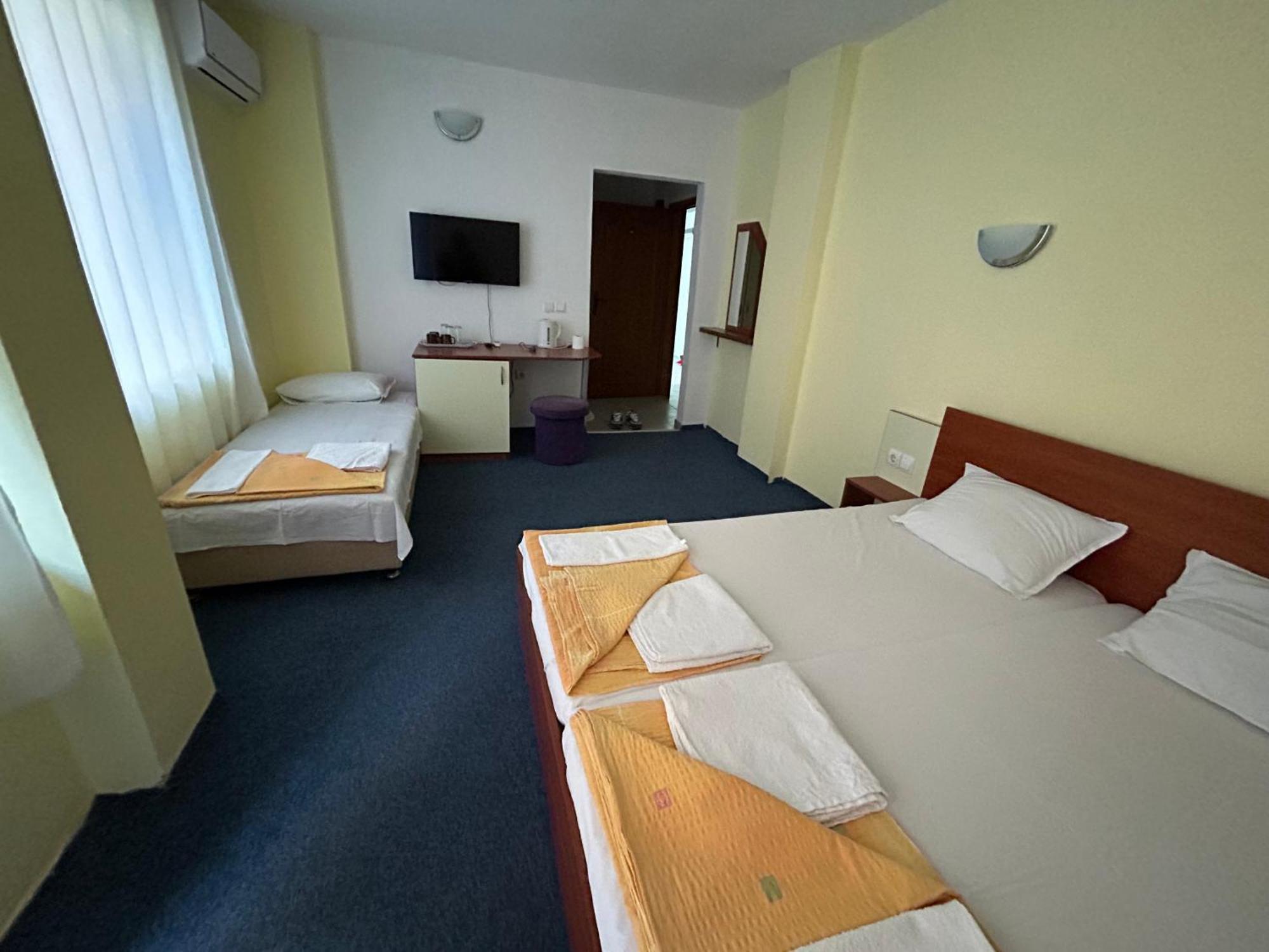 Hotel North Primorsko Esterno foto